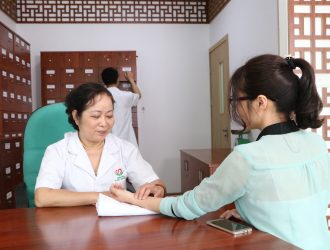 bac-si-le-quang-minh-phong-kham-da-khoa-y-hoc-quoc-te